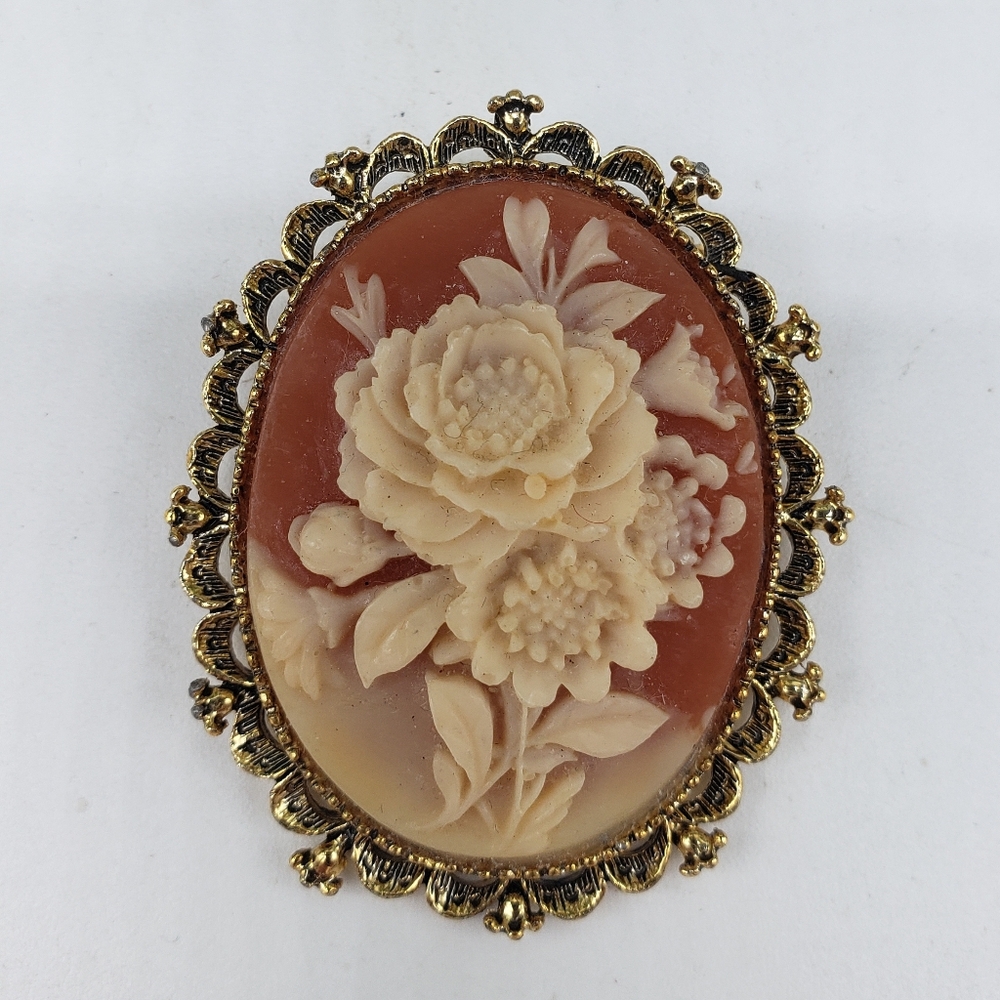 Signed Etched Cream Resin Floral Gold Oval Frame Cameo Costume Brooch by Gerry's